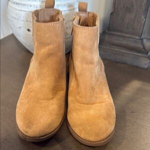 Treasure & Bond Stylish Tan Ankle Boots